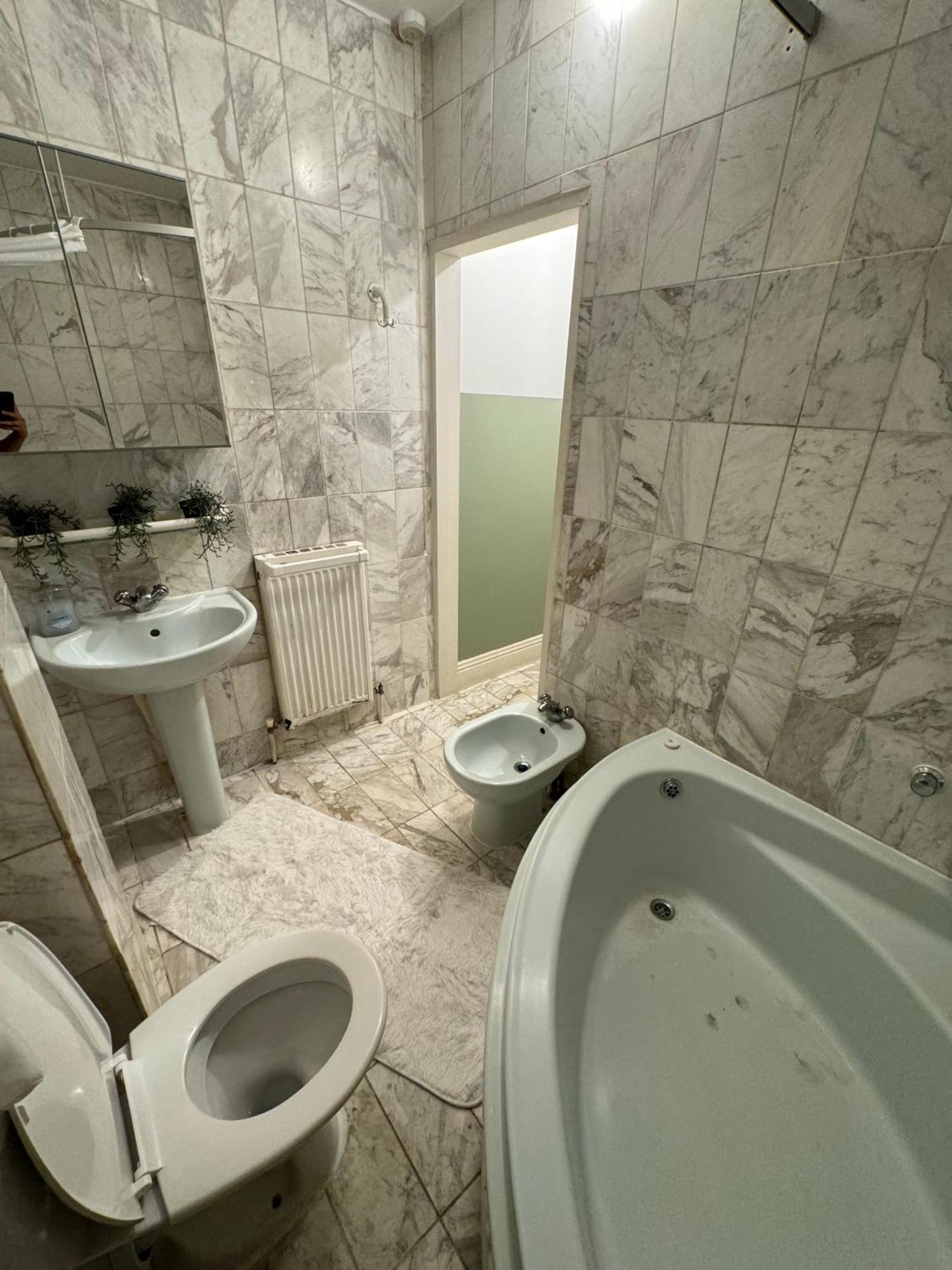 Apartamento And Affordable Flat For 6 People In Zone 1 - Baker Street - With Breakfast Included